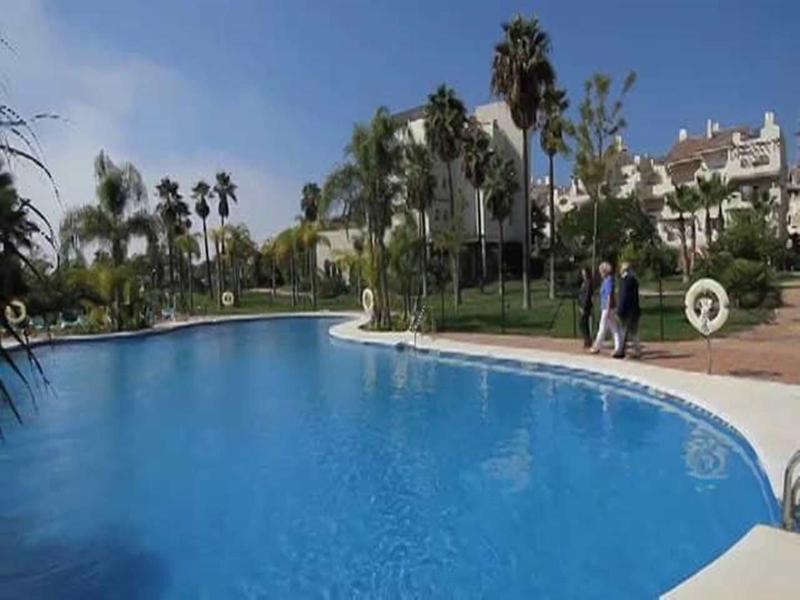 El Campanario Del Paraiso Hotell Estepona Eksteriør bilde